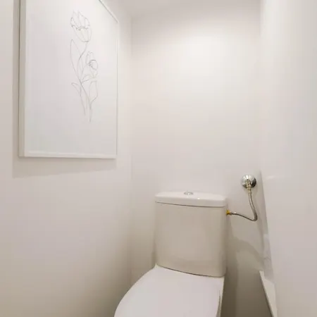 Beautiful By Louvre Apartment *